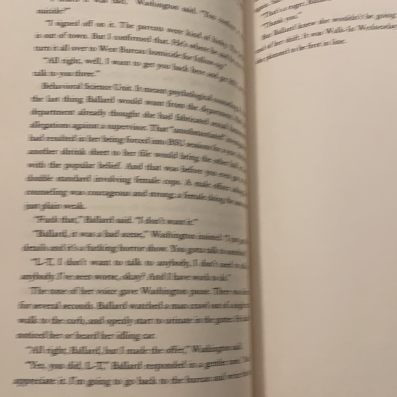 The Night Fire Hardcover Michael Connelly Book Fiction Murder Suspense - Picture 7 of 14